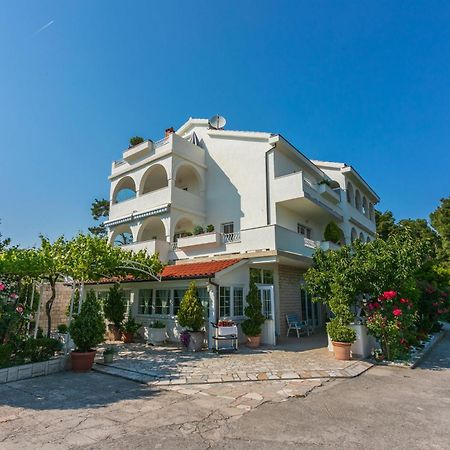 Apartments Vila Antula Banjol Esterno foto